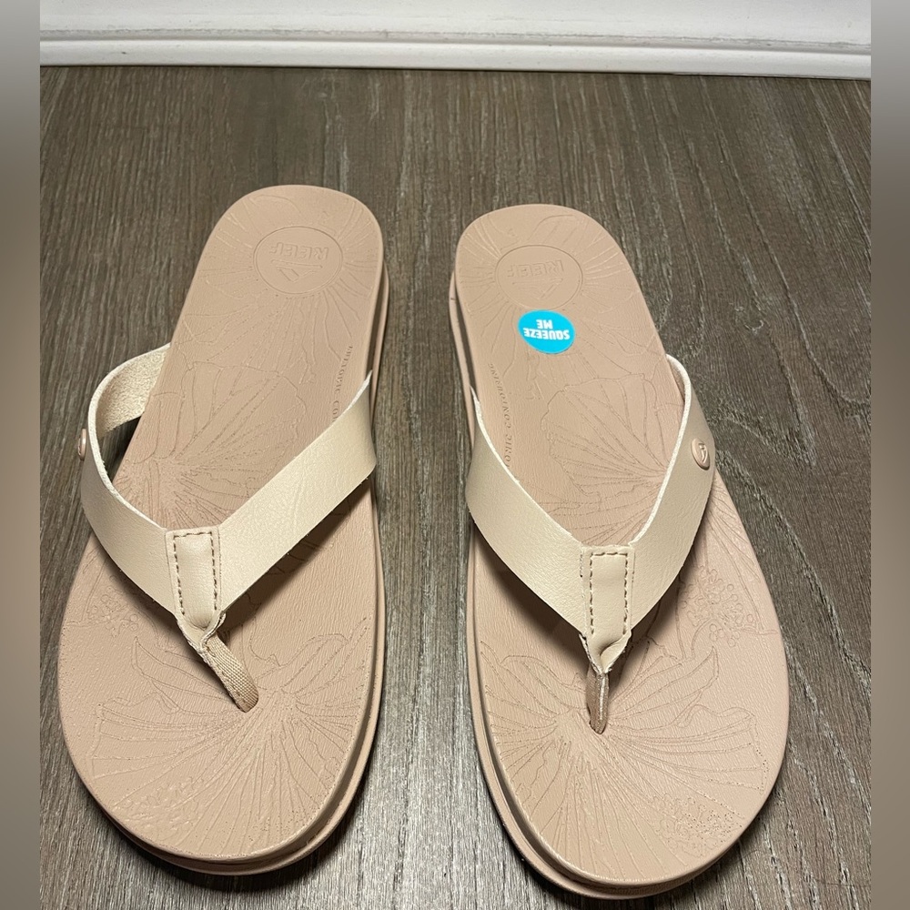 REEF Women's Cushion Porto Cruz Flip Flops Size 8